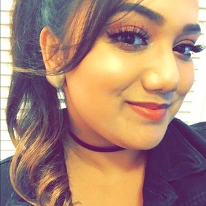 Meet your Posher, Naaz